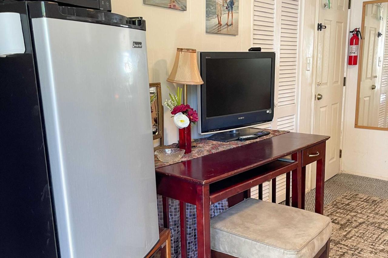 Lake Worth Studio With Smart Tv 6 Mi To Palm Beach! 沃思湖 外观 照片